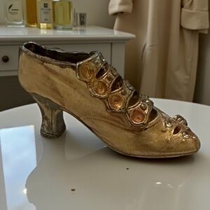 Vintage Signed Raine 925 Feminine Victorian French Style Women's Shoe Brooch